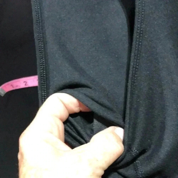 Nine West Racerback athletic bra, removable pads,moisture wicking,4 way stretch - Picture 7 of 7